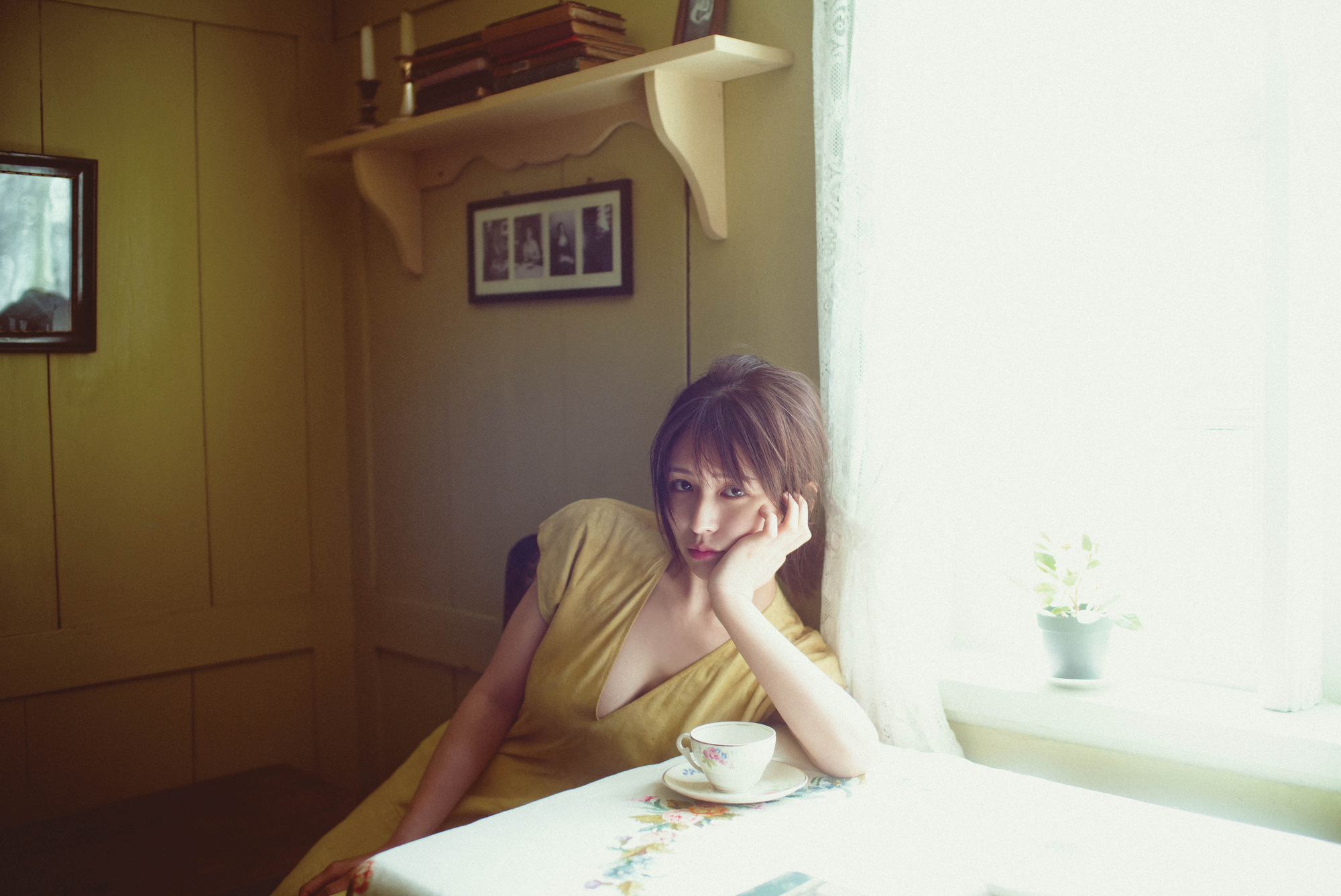 長濱ねる、ノースリーブ姿で写真集を語るの画像