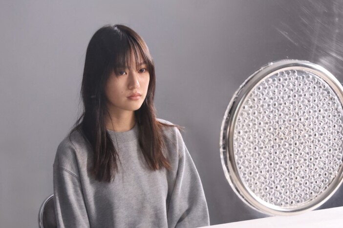 『最後の鑑定人』恒松祐里の場面写真公開