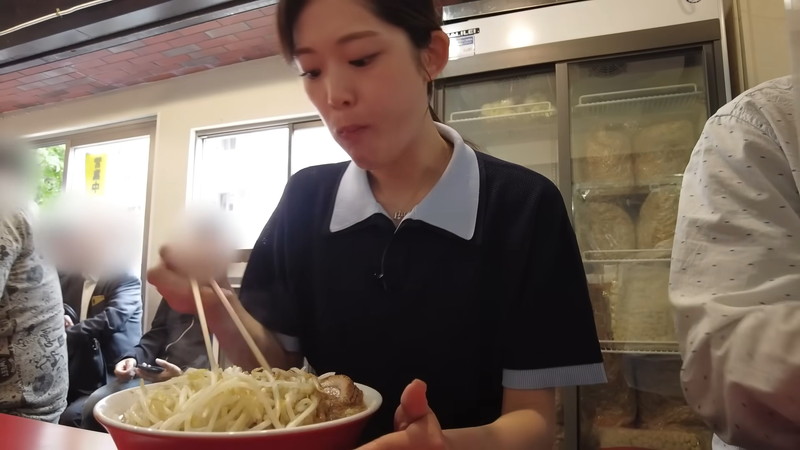 松村沙友理、二郎系ラーメン店再訪を決意の画像