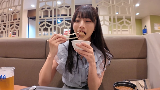 神戸から宮崎まで船旅を楽しむ鈴木優香