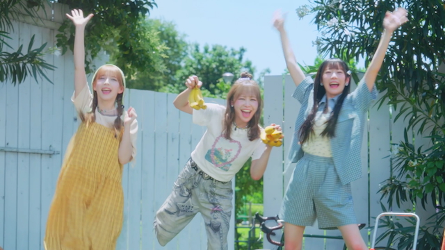 FRUITS ZIPPER『meiji♡FRUITS ZIPPER～暑い日だってチョコっといい日になぁれ～ #NEWOKASHIPROJECT』より