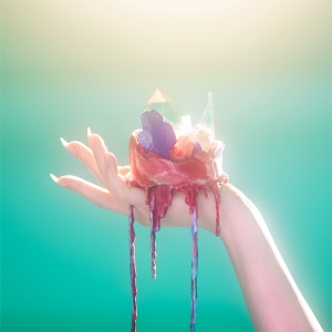 安田レイ『光のすみか/BROKEN GLASS』通常盤ジャケット写真