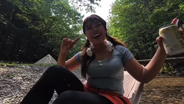 大自然のなかでお酒を堪能する、週末キャンプチャンネル。のりか