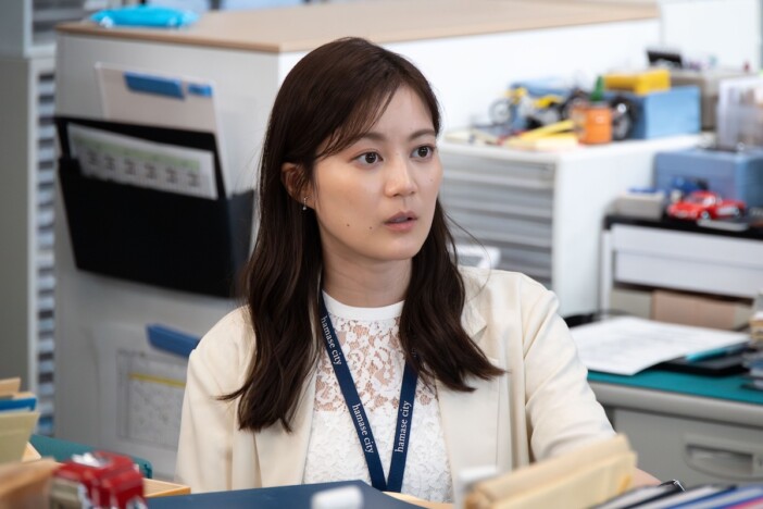 生田絵梨花、舞台で鍛えたスキルが光る　『明日はもっと、いい日になる』で際立つ静かな演技