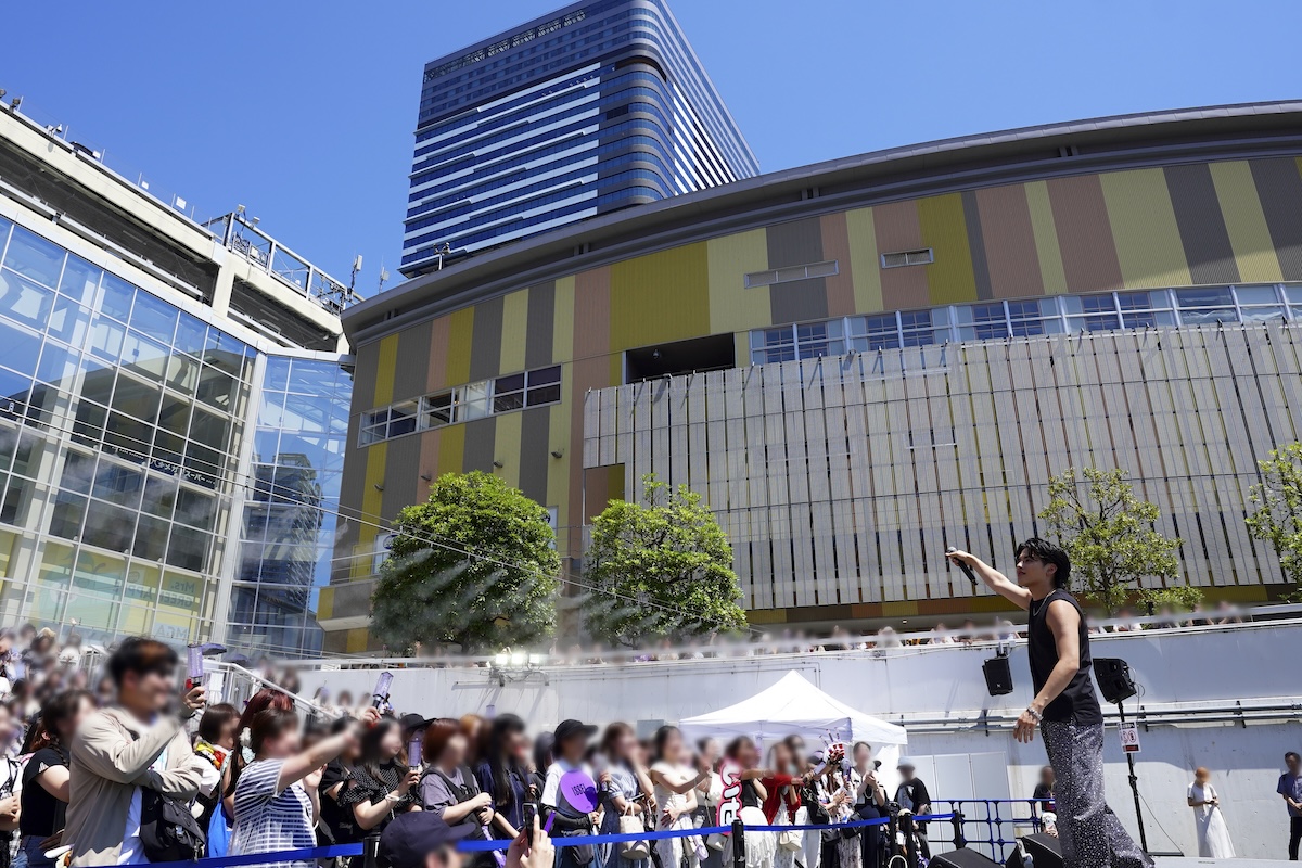 ISSEI 1stシングルリリースイベントの模様