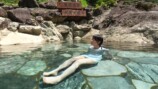 山奥の温泉に入るmii