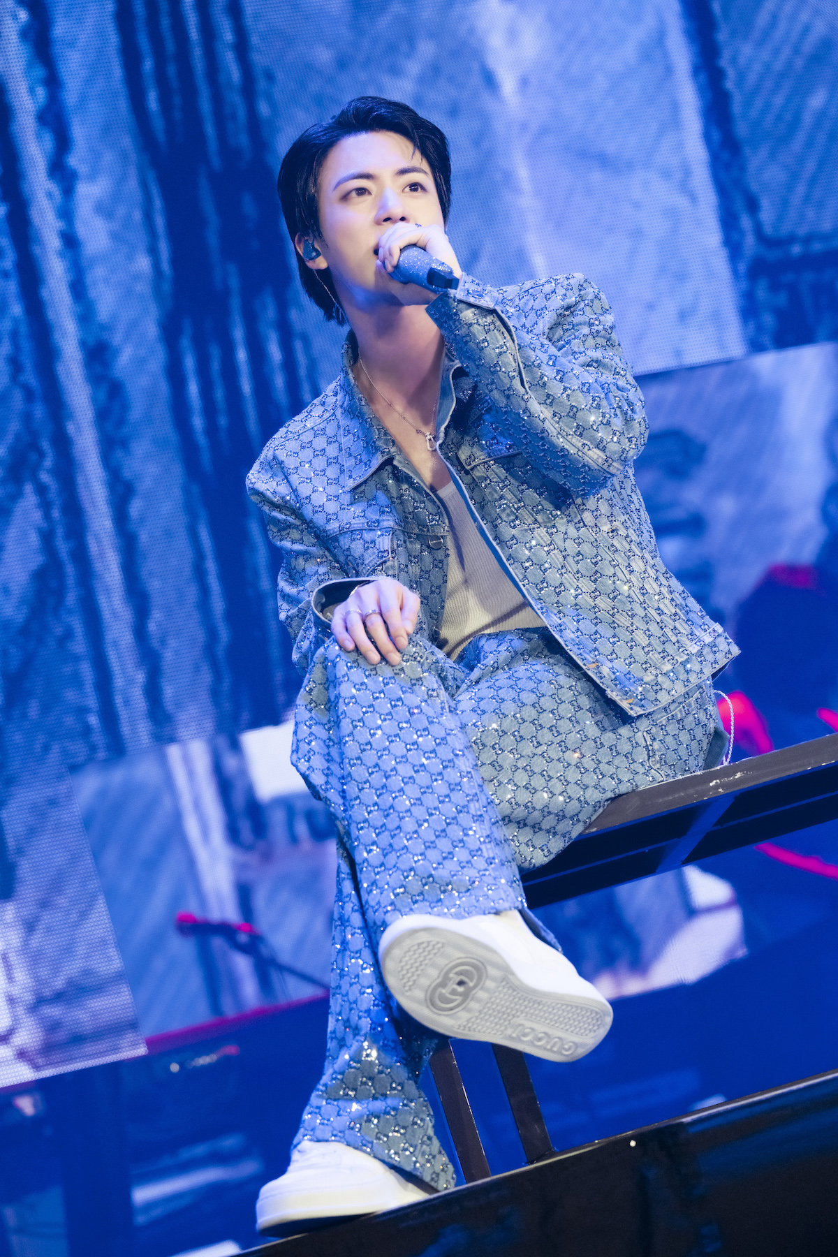 JIN (P)&(C)BIGHIT MUSIC