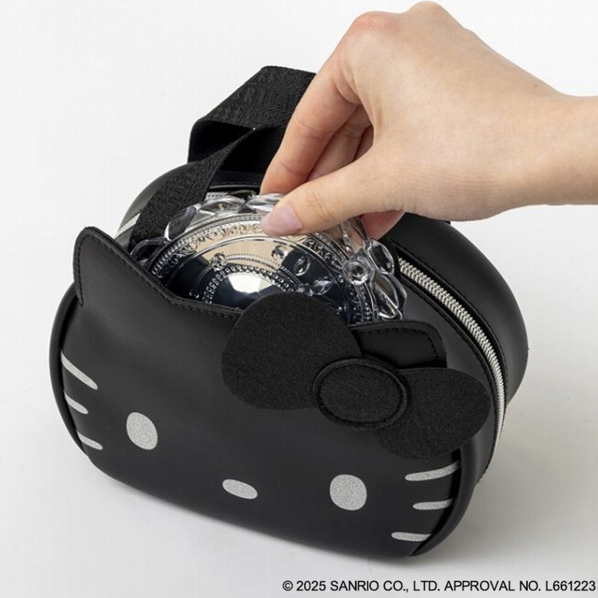 「ハローキティ」×宝島社「BRILMY」コラボの画像