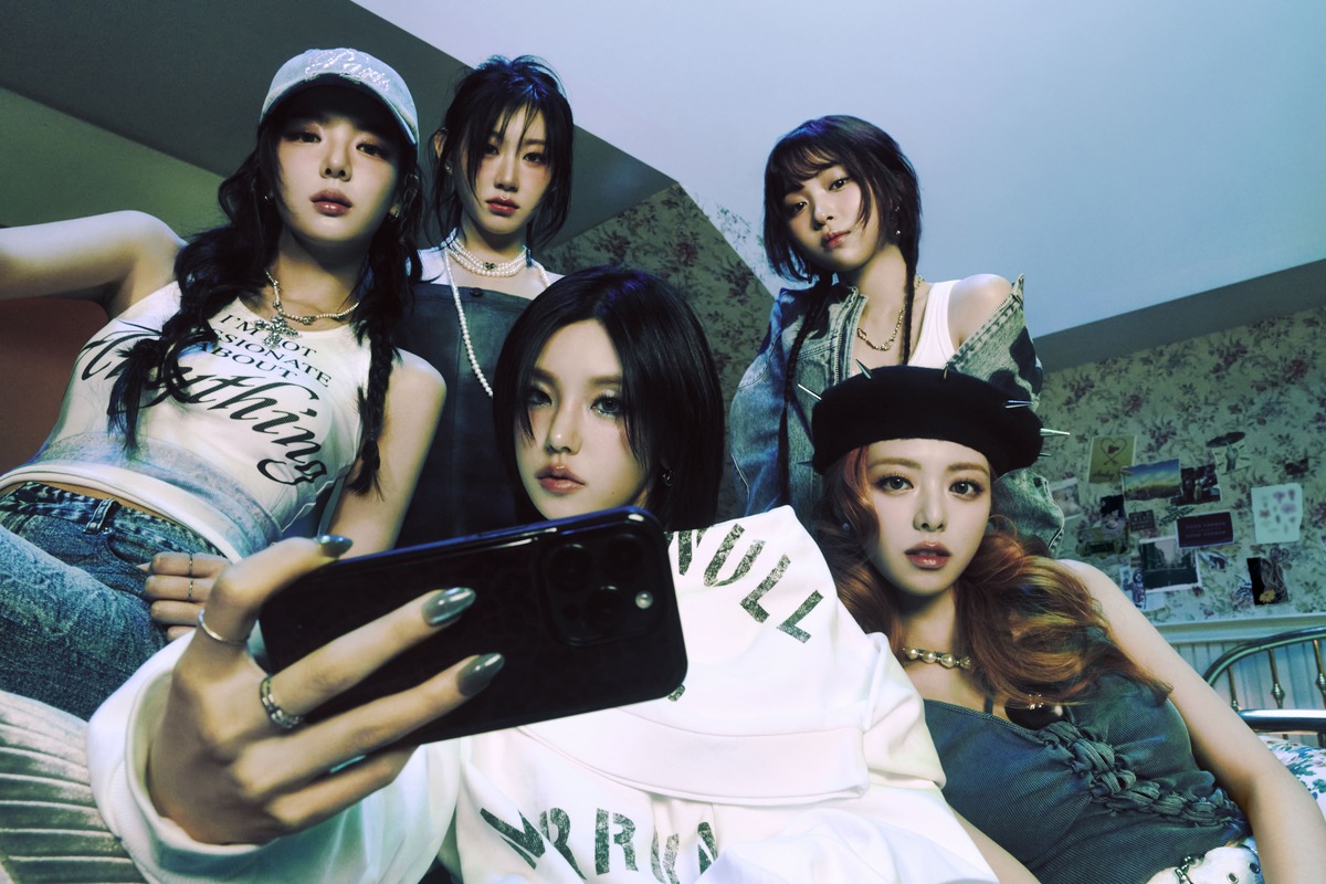 ITZY、ファンミーティング開催決定