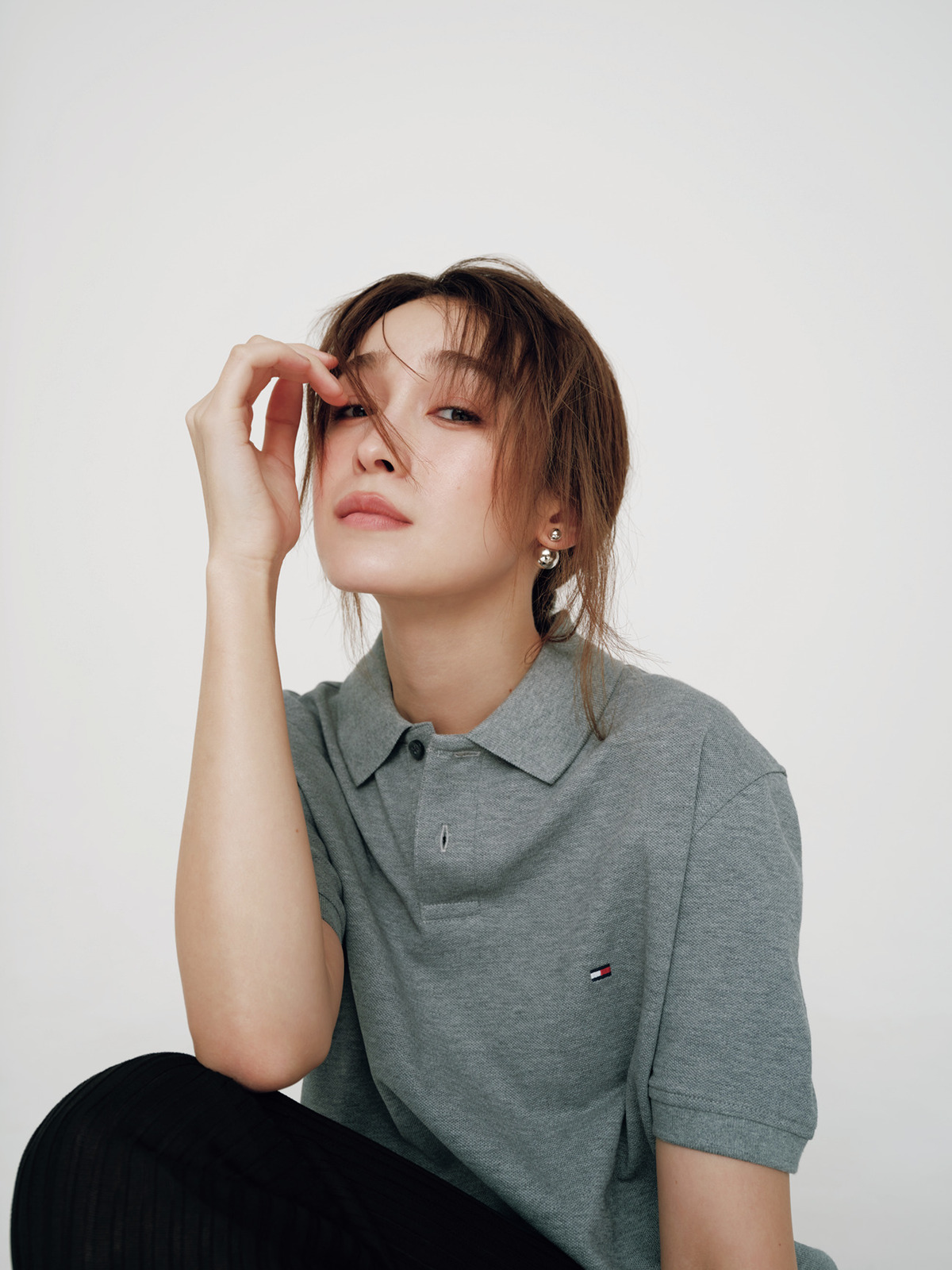 山本舞香がジュエリーを紹介『CLASSY.』の画像