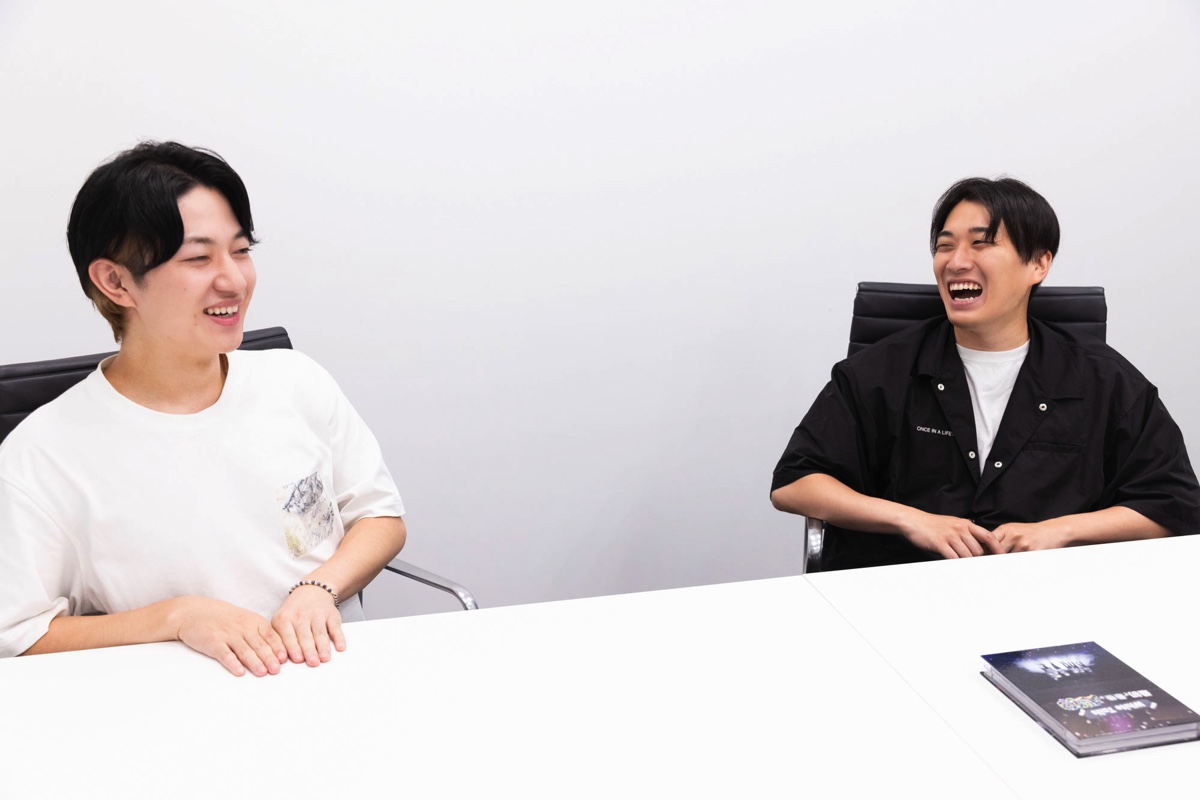 Nakamu、水溜りボンド・カンタ(撮影=池村隆司)