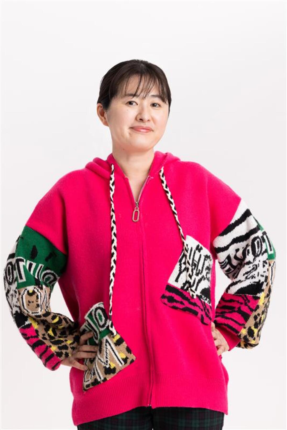 柚木麻子『BUTTER』日英リバーシブルカバーの画像