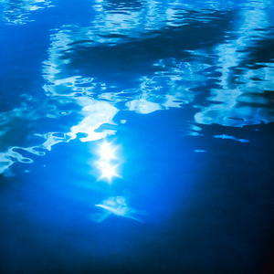 Lavt「涙のスイマー」ジャケット写真