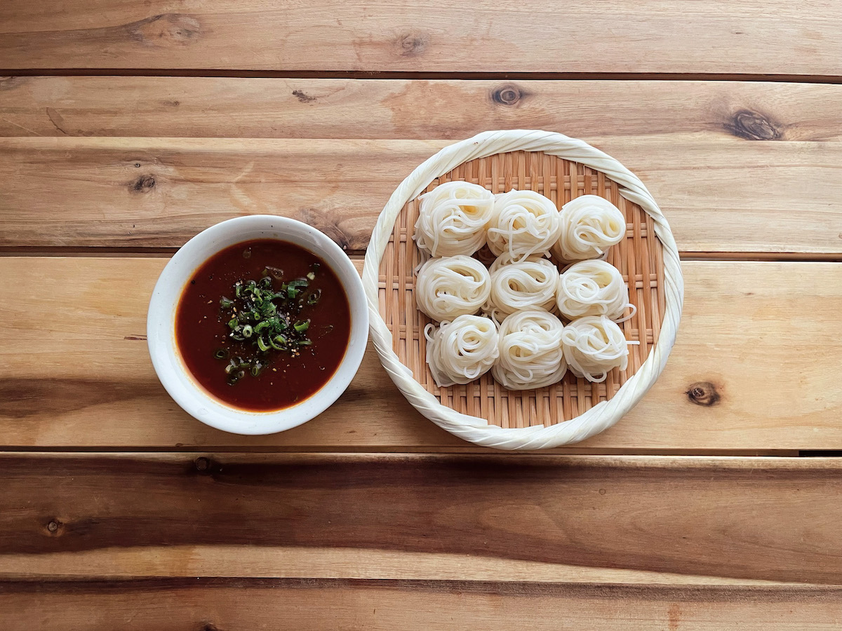 夏の定番「そうめん」なぜ今さらブレイク？
