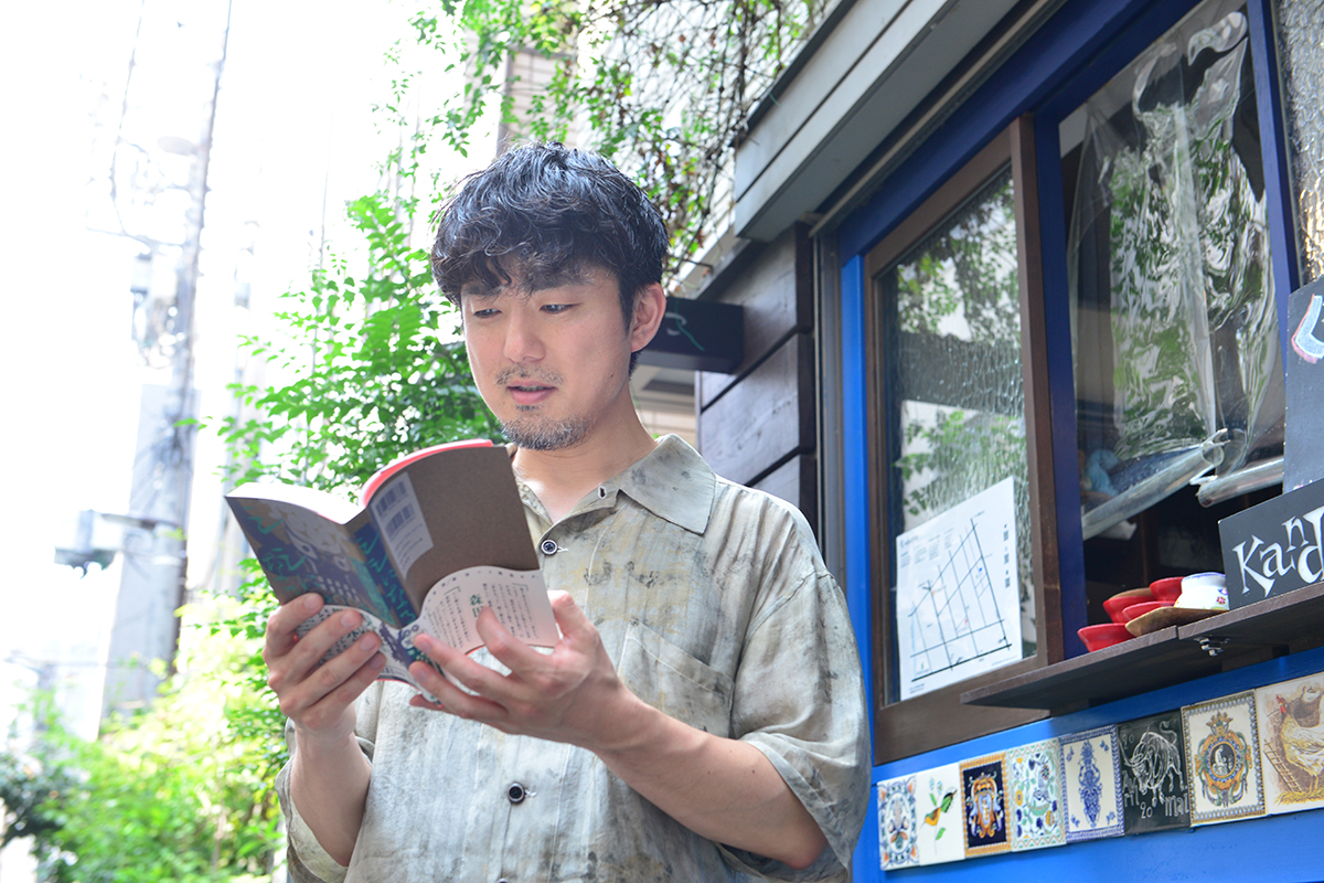 富川岳『シシになる。—遠野異界探訪記—』インタビューの画像