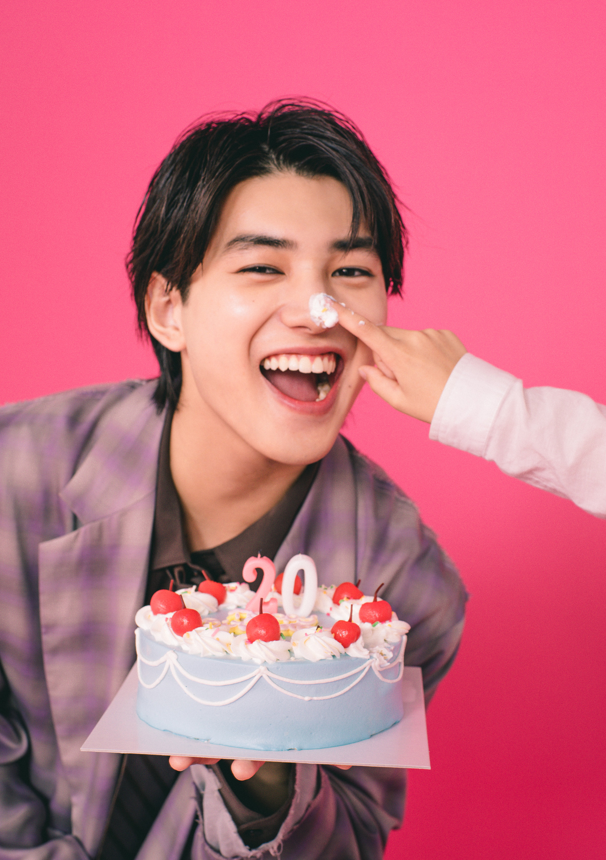 荒木飛羽の10代最後の写真集『20』が発売の画像