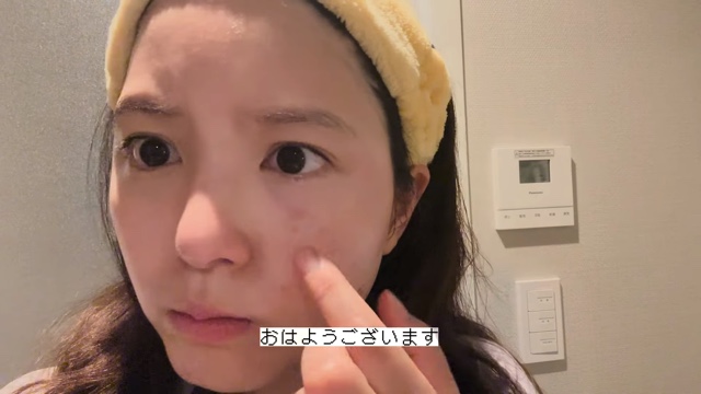 すっぴん姿を見せる川島海荷