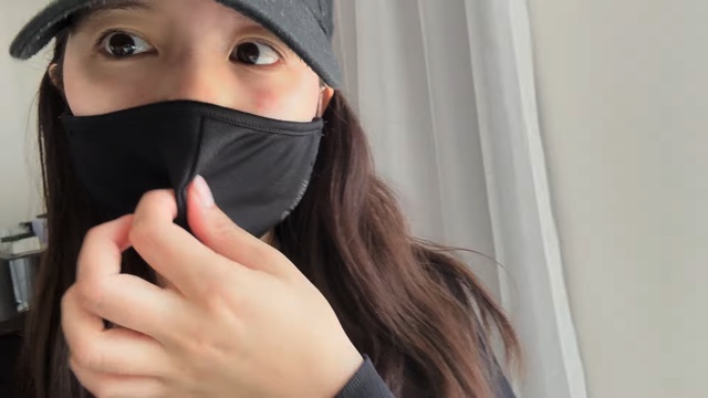 すっぴん姿を見せる川島海荷