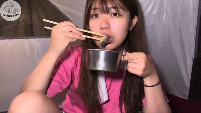 キャンプで素麺を堪能する週末キャンプチャンネル。のたにりか