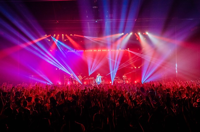 Lucky Kilimanjaro『LOVE MY DANCE LOVE YOUR DANCE』場面写真