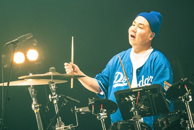 Lucky Kilimanjaro『LOVE MY DANCE LOVE YOUR DANCE』場面写真