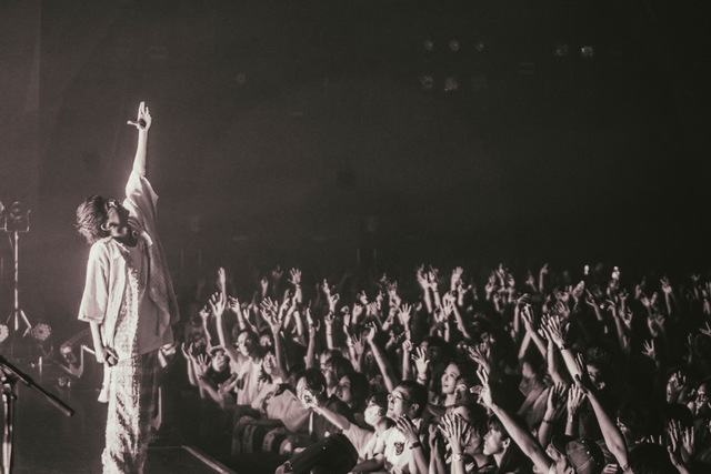 Lucky Kilimanjaro『LOVE MY DANCE LOVE YOUR DANCE』場面写真