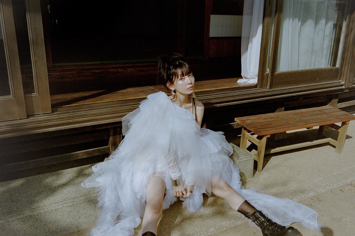 ナナヲアカリ、ベストアルバム詳細