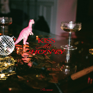 Re:name 「KISS ME HONEY」ジャケット写真