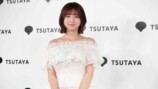 日向坂46富田鈴花、1st 写真集記者会見レポートの画像