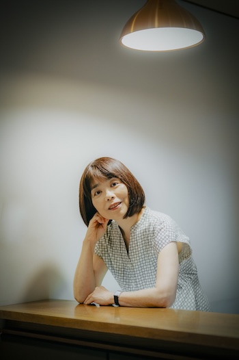 俵万智『生きる言葉』インタビューの画像