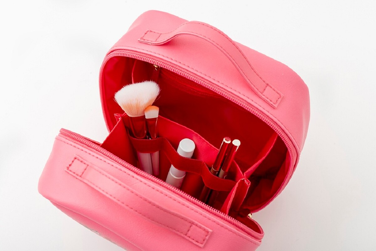 平成ギャルブランドのショッパー風ポーチの画像