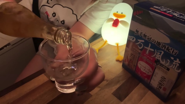 ハイエースで焼肉と晩酌を楽しむこむすび