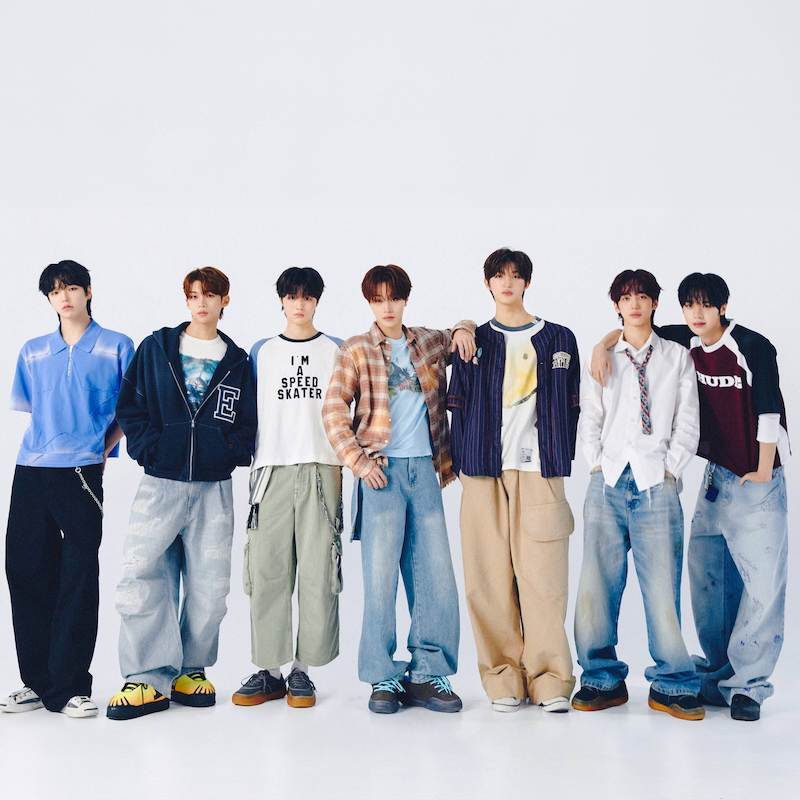 K-POPグループ idntt、デビュー作