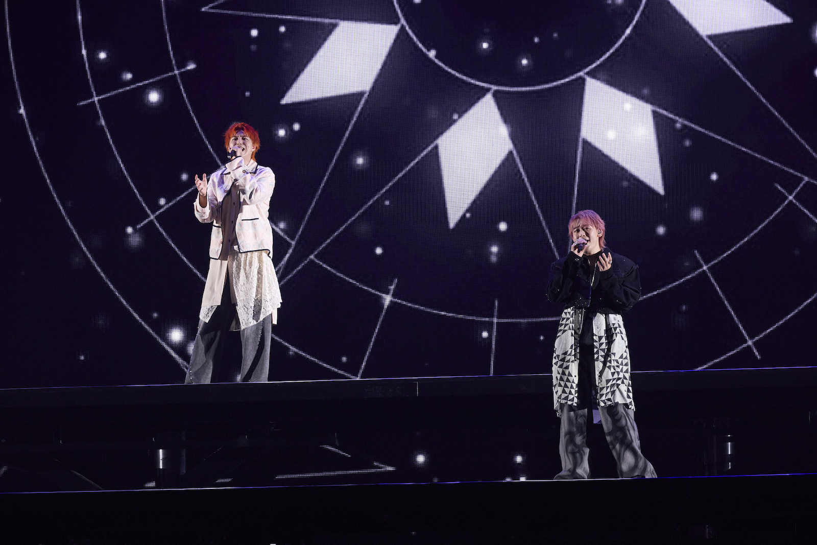 超特急（撮影＝米山三郎、笹森健一）