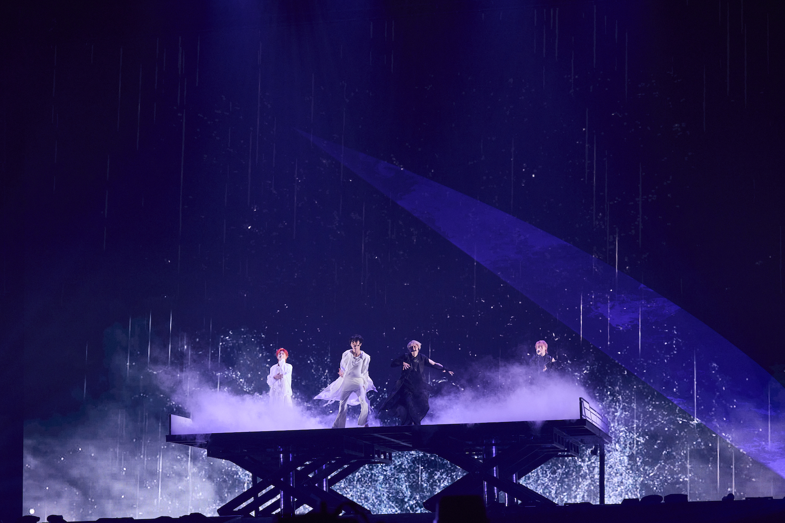 超特急（撮影＝米山三郎、笹森健一）