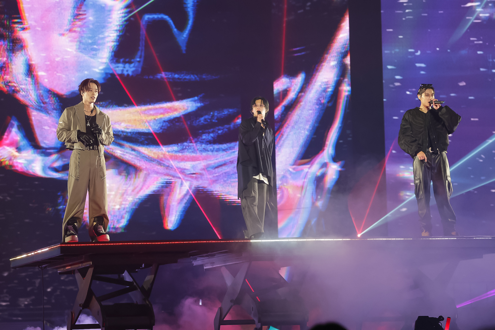 超特急（撮影＝米山三郎、笹森健一）