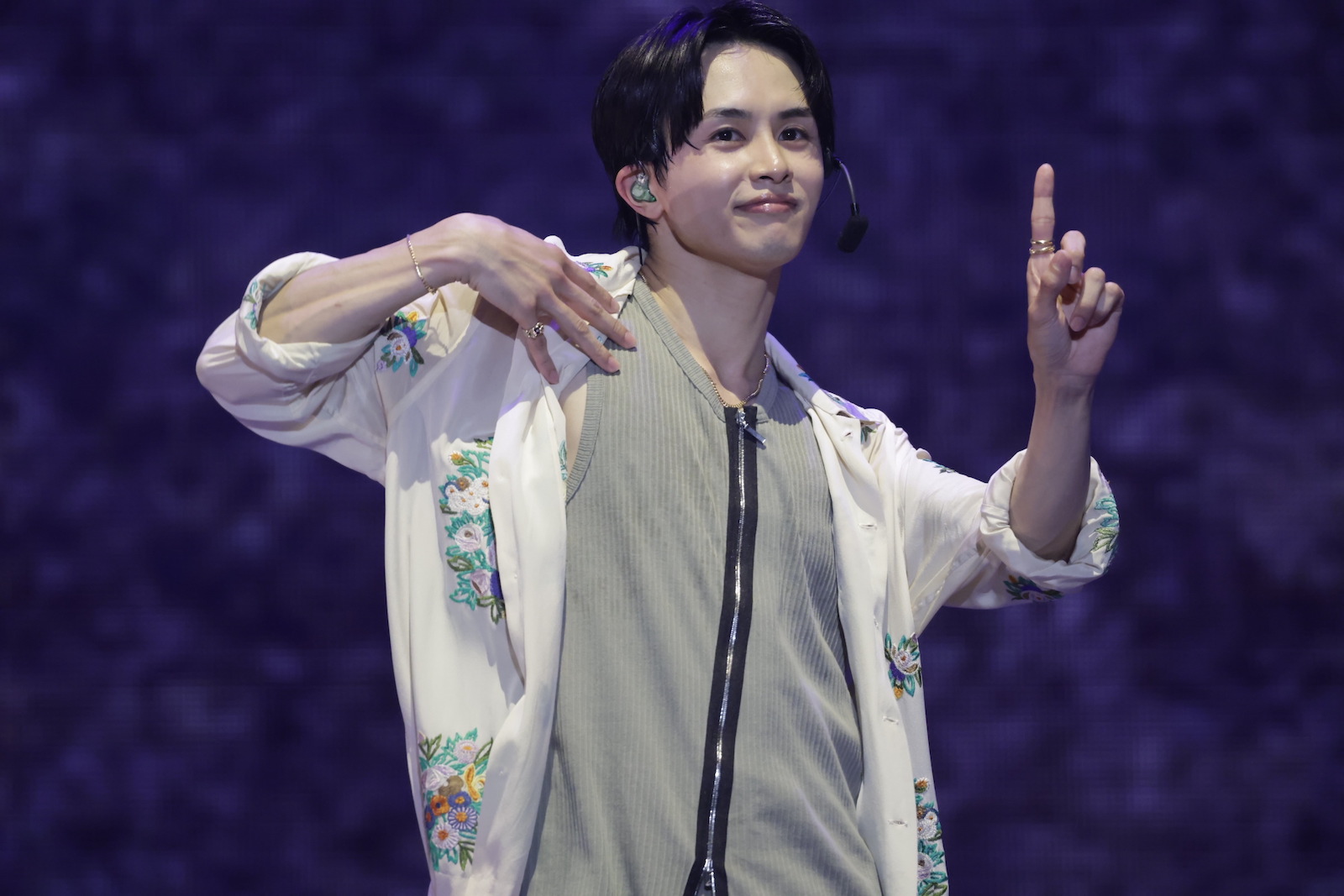 超特急（撮影＝米山三郎、笹森健一）