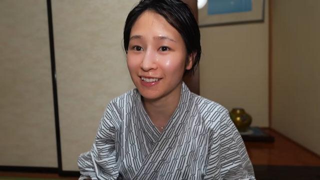 長野の宿を満喫する旅系YouTuber・mii