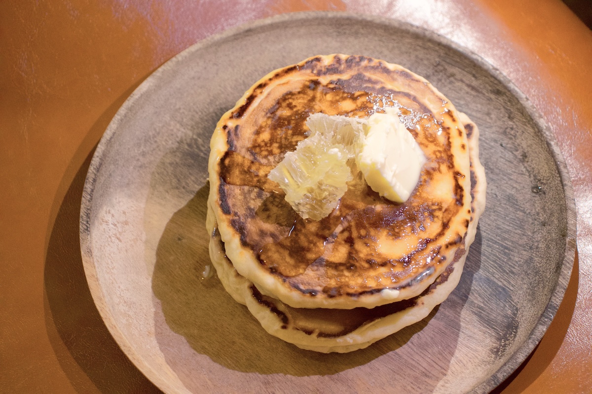 甘露寺蜜璃の“巣蜜パンケーキ”を再現