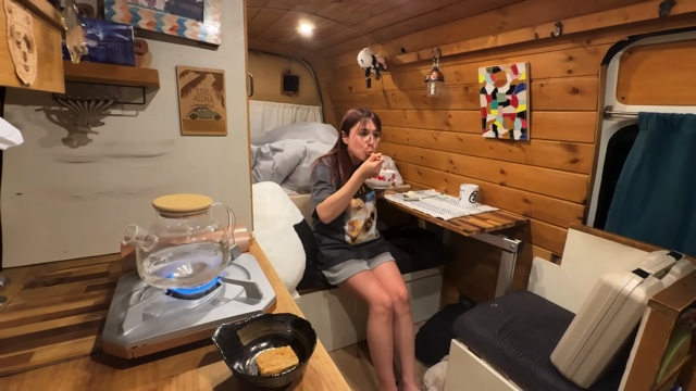 雨のなか大涌谷を観光するこむすびチャンネル