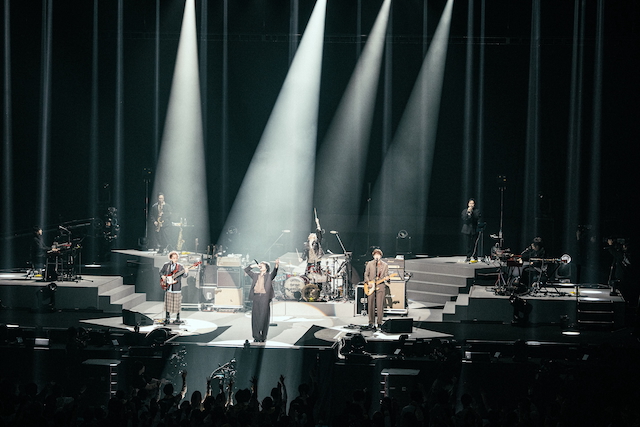 go!go!vanillas「クロスロオオオード」ライブ映像より