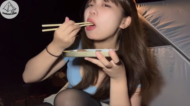 父と一緒にキャンプを楽しむ、週末キャンプチャンネル。のたにりか