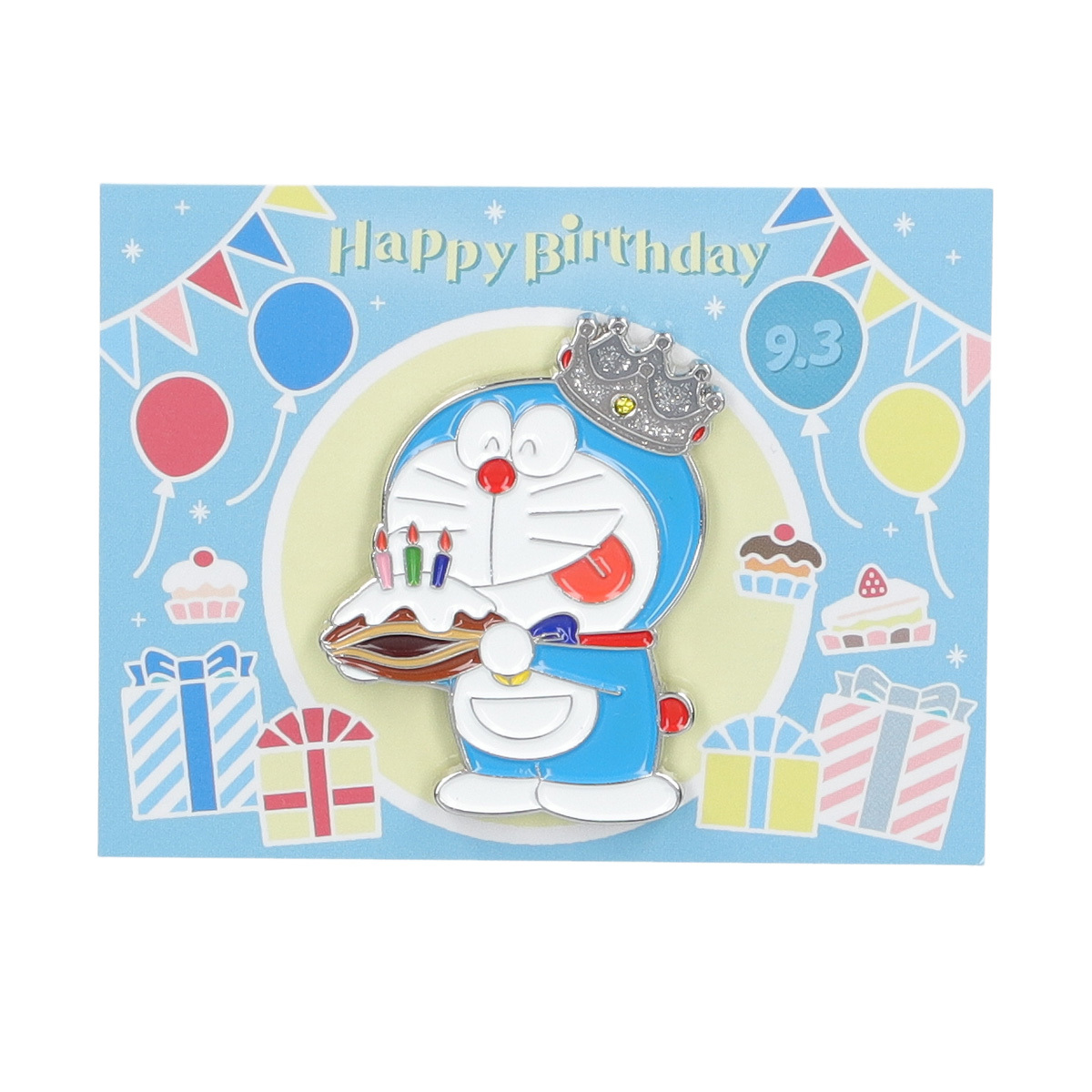 王冠を被ったドラえもんのぬいぐるみの画像