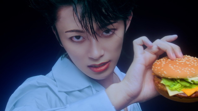 マクドナルド新CM「LUNA CHEE」篇より