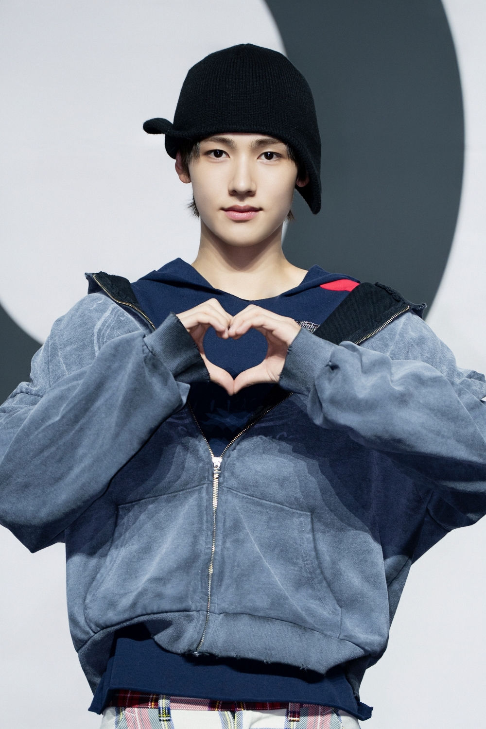 SEONGHYEON (P)&(C) BIGHIT MUSIC