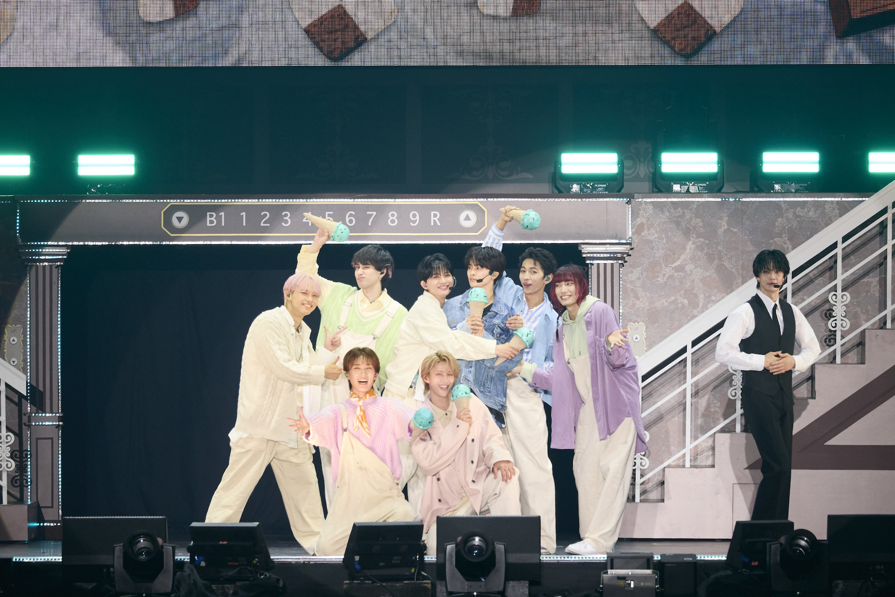 『EBiDAN THE LIVE 2025 HOTEL NINE STAR』（撮影＝ウチダアキヤ、草間智博）