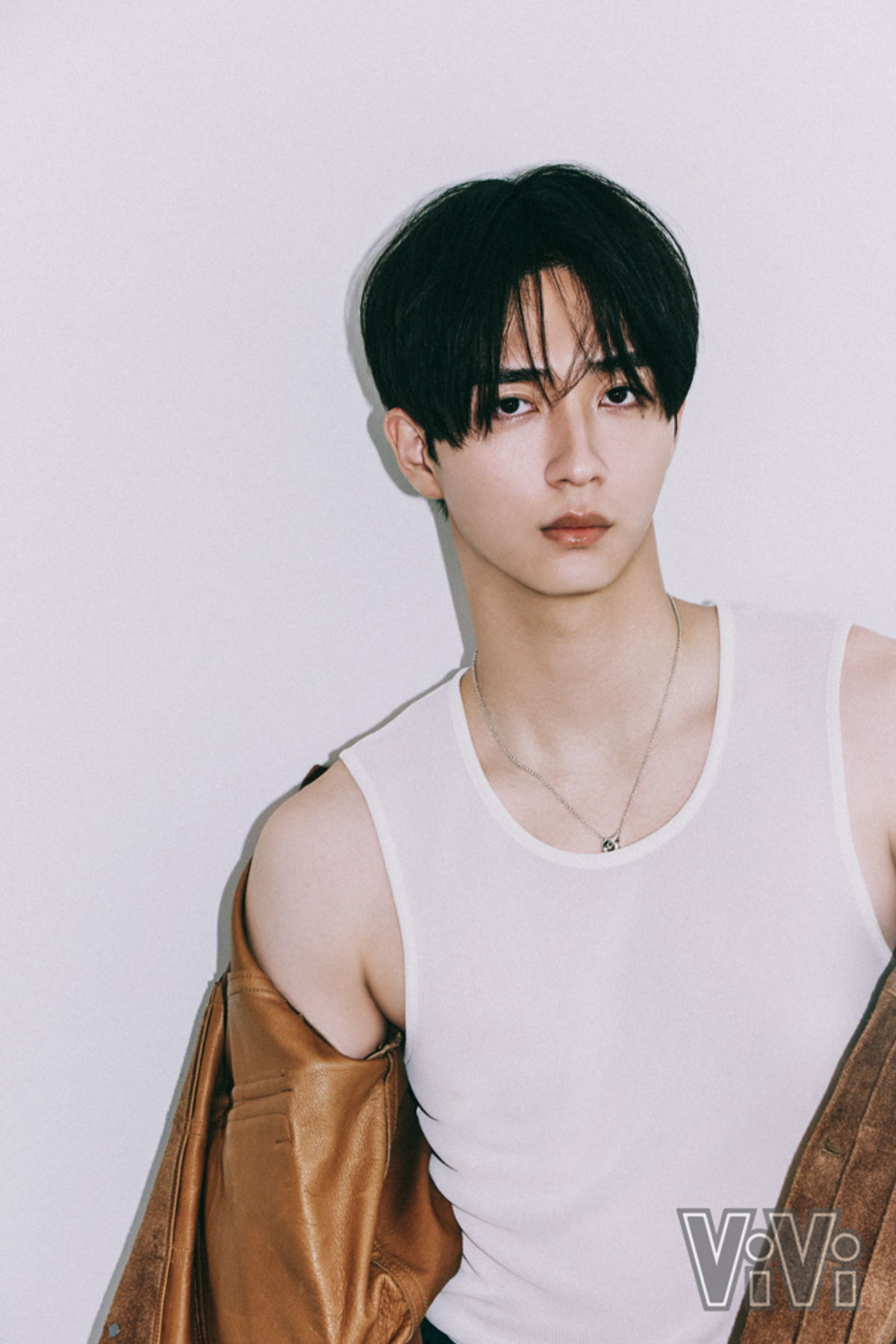 でっかわボーイ・野村康太『ViVi』登場