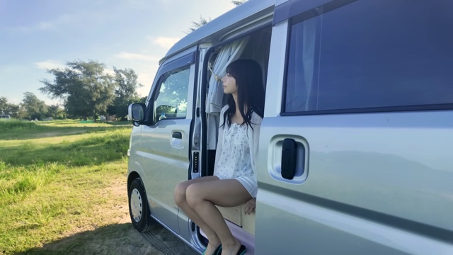 鈴木優香、沖縄で車中泊も暑さでグロッキー