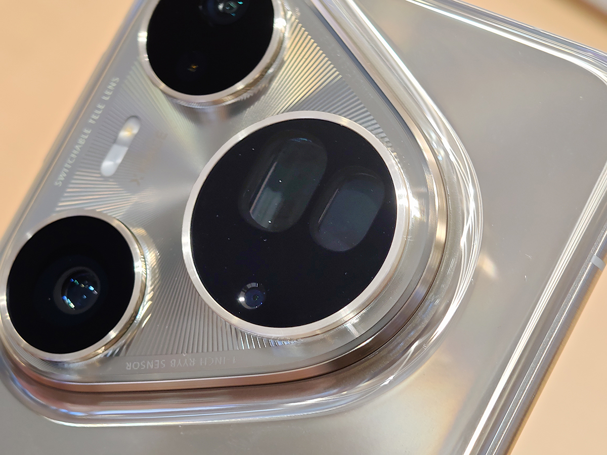 ファーウェイ最新スマホのカメラが異次元の画像