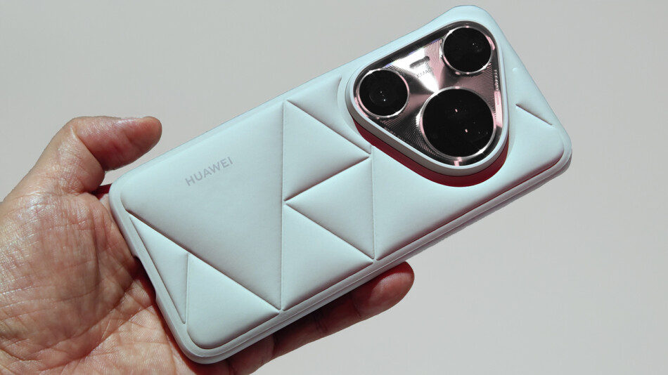 HUAWEI スマートフォン トリプルカメラ ファーウェイ、トリプルカメラ搭載の6.1型スマホ｢P20 Pro｣など